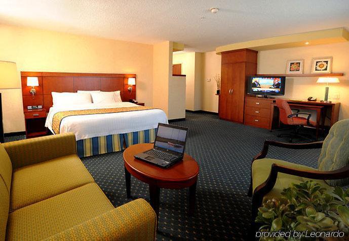 Courtyard Hadley Amherst Quarto foto